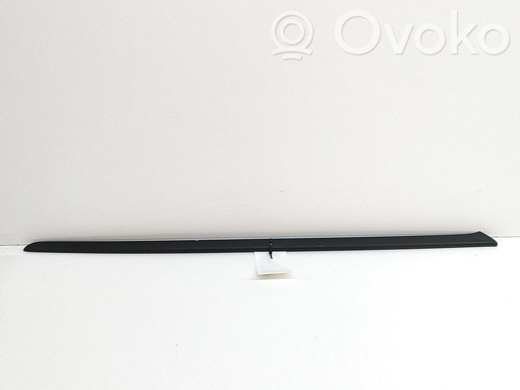 Audi Q4 e-tron Windshield trim 