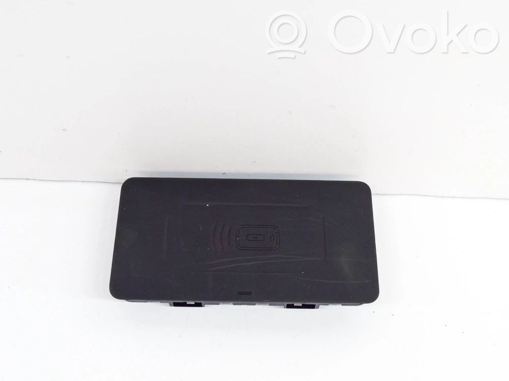 BMW iX3 G08 Wireless charging module 