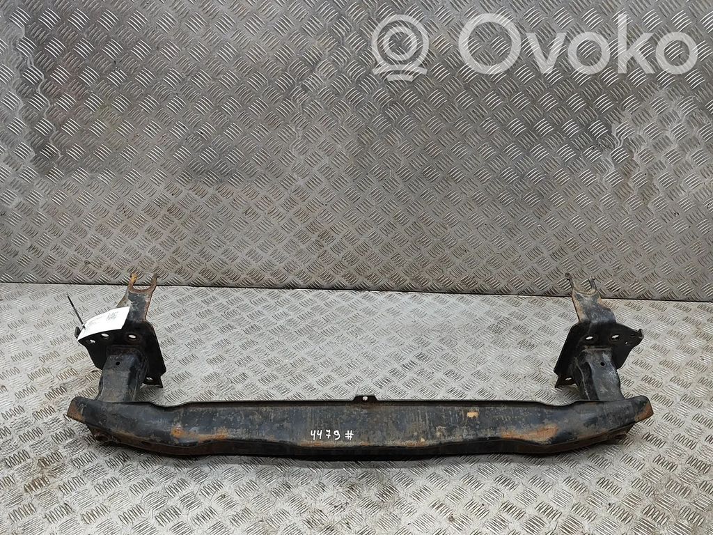 Volkswagen Touareg I Traversă bară protecție față 