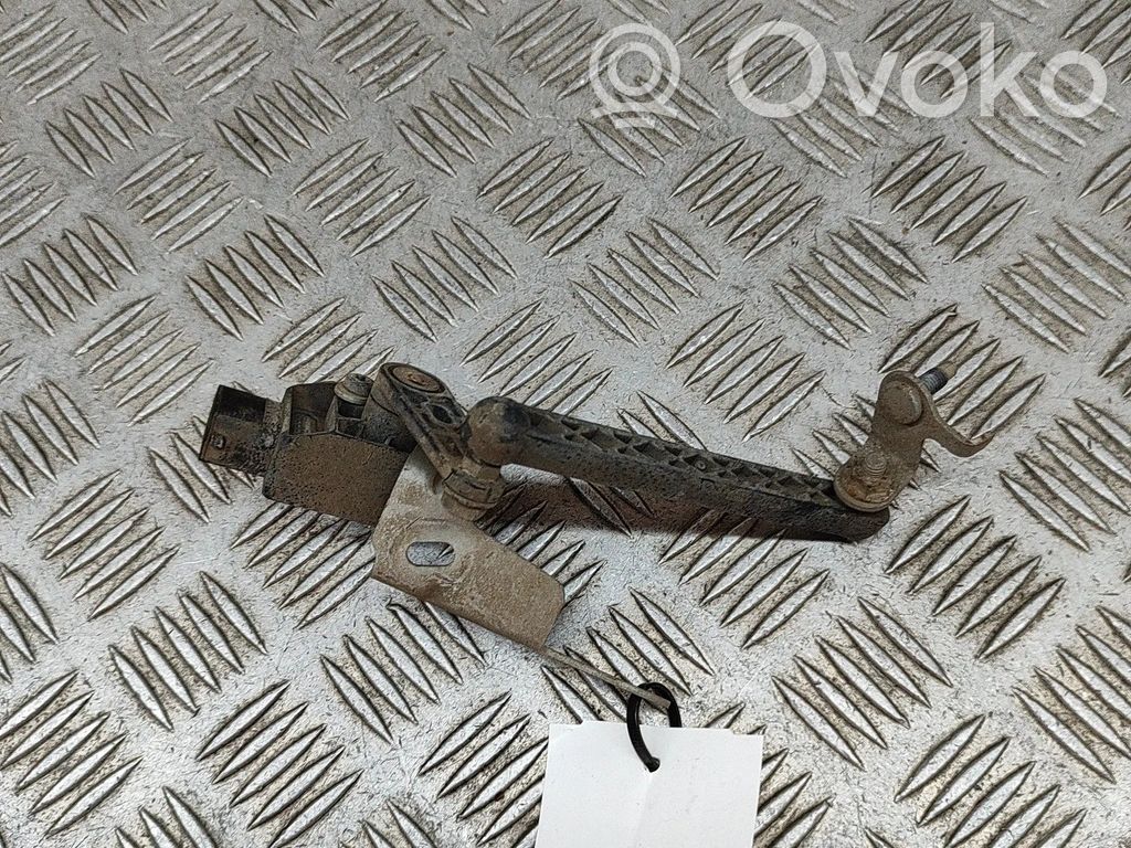 Polestar 2 Headlight/headlamp level sensor 