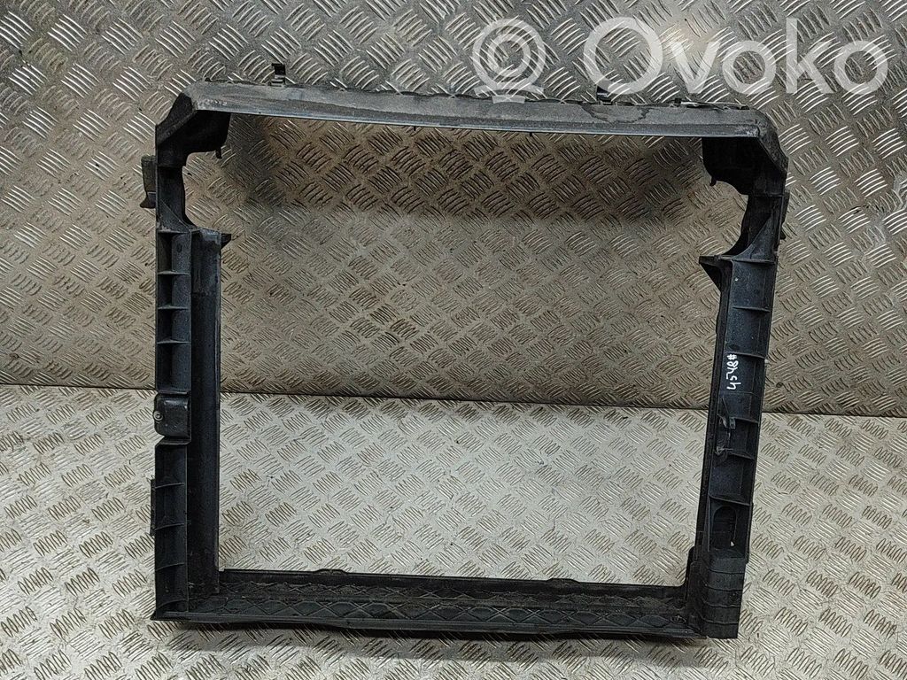 BMW X5 E70 Radiatoru panelis 