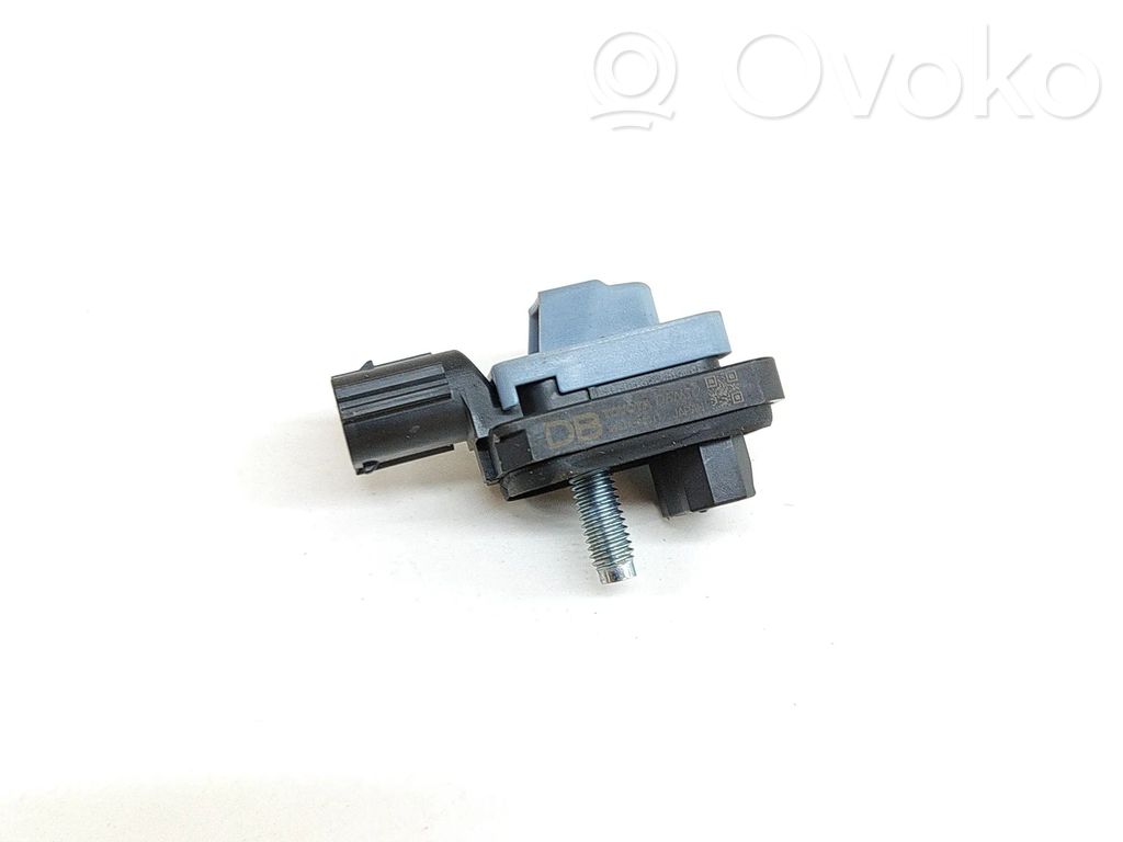 Toyota Yaris XP210 Airbagsensor Crashsensor Drucksensor 