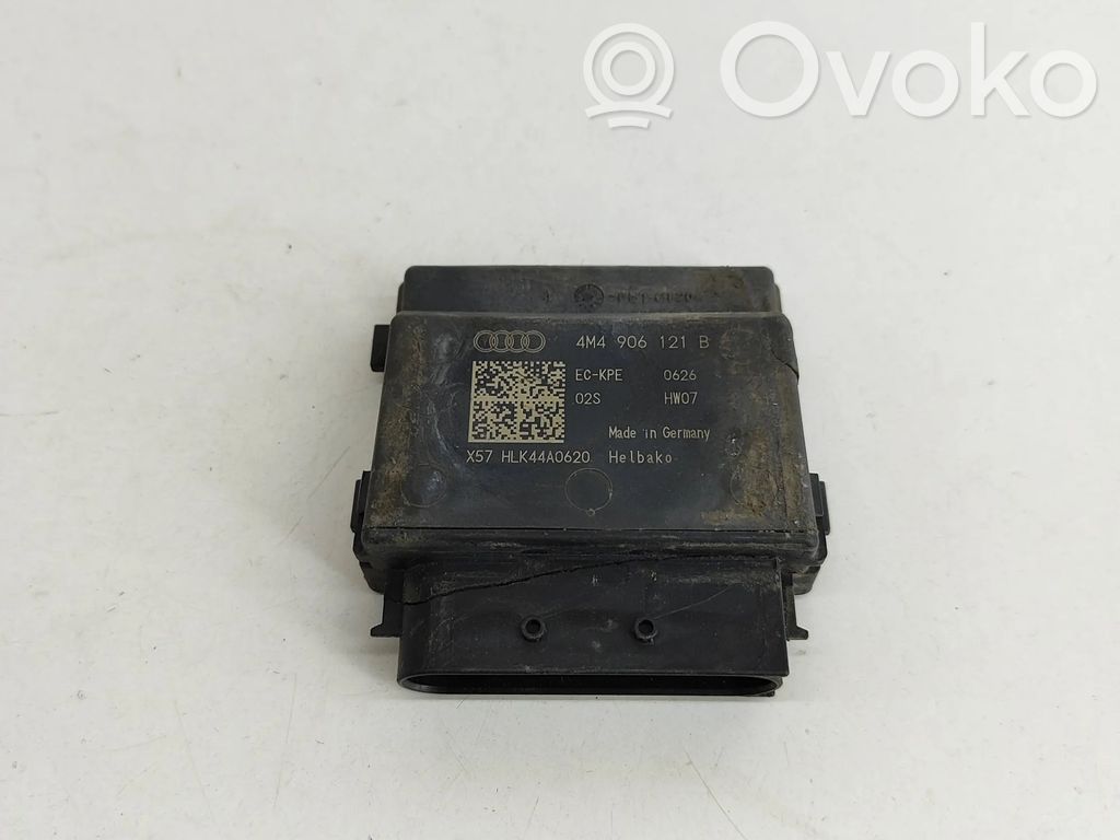 Audi RS6 C8 Unité de commande / module de pompe à carburant 