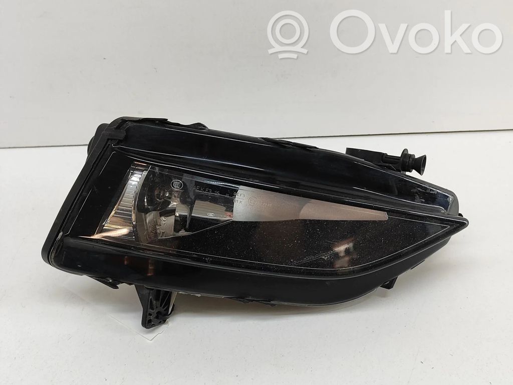 Volkswagen Golf VII Światło przeciwmgłowe przednie 