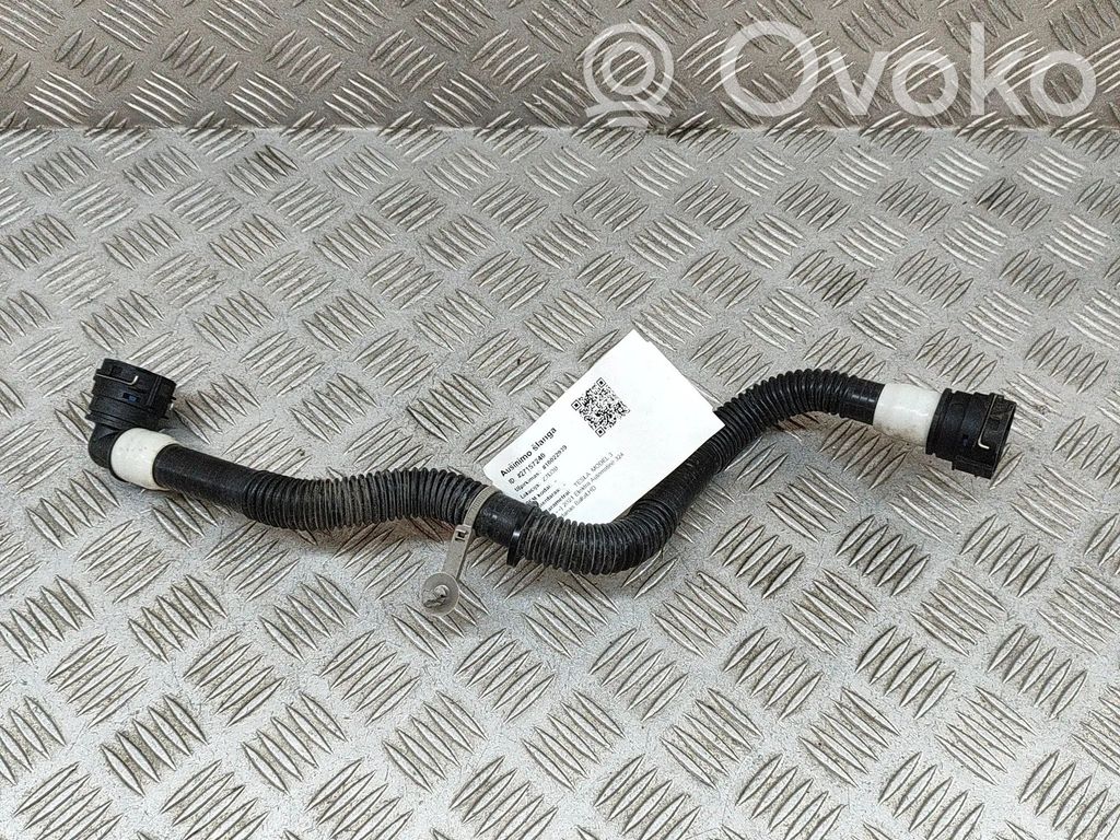 Tesla Model 3 Engine coolant pipe/hose 