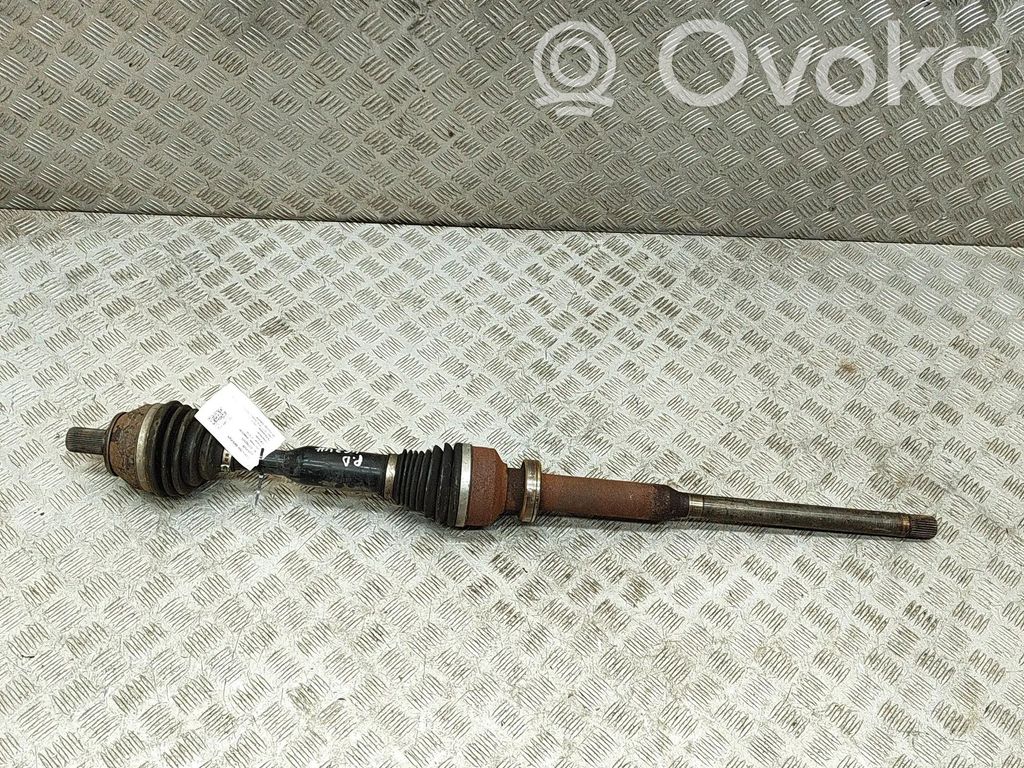 Volvo XC60 Priekinis pusašis 