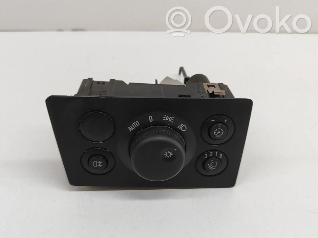 Opel Zafira C Interruptor de luz 