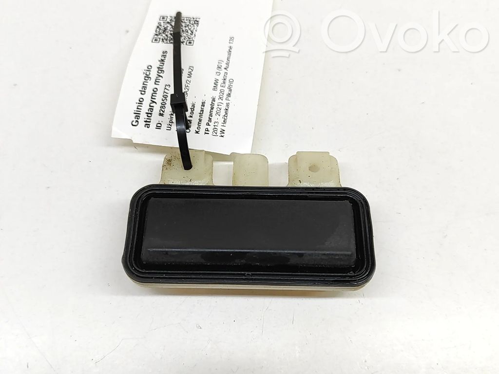 Tailgate/boot open switch button   7315602
