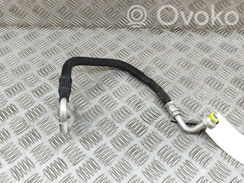 Volvo V60 Ilmastointilaitteen putki (A/C) 