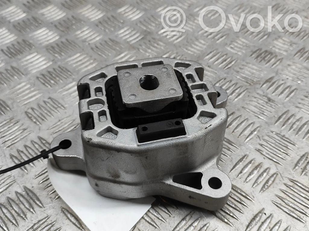 BMW iX1 Engine mount bracket 