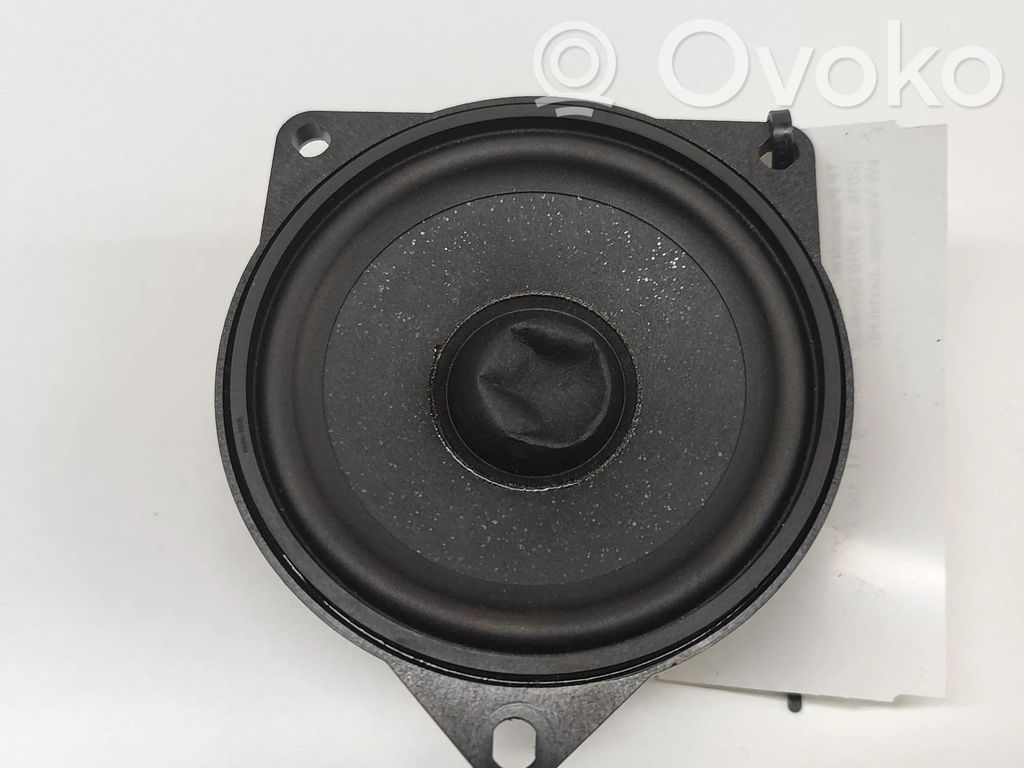 BMW X5 G05 Front door speaker 
