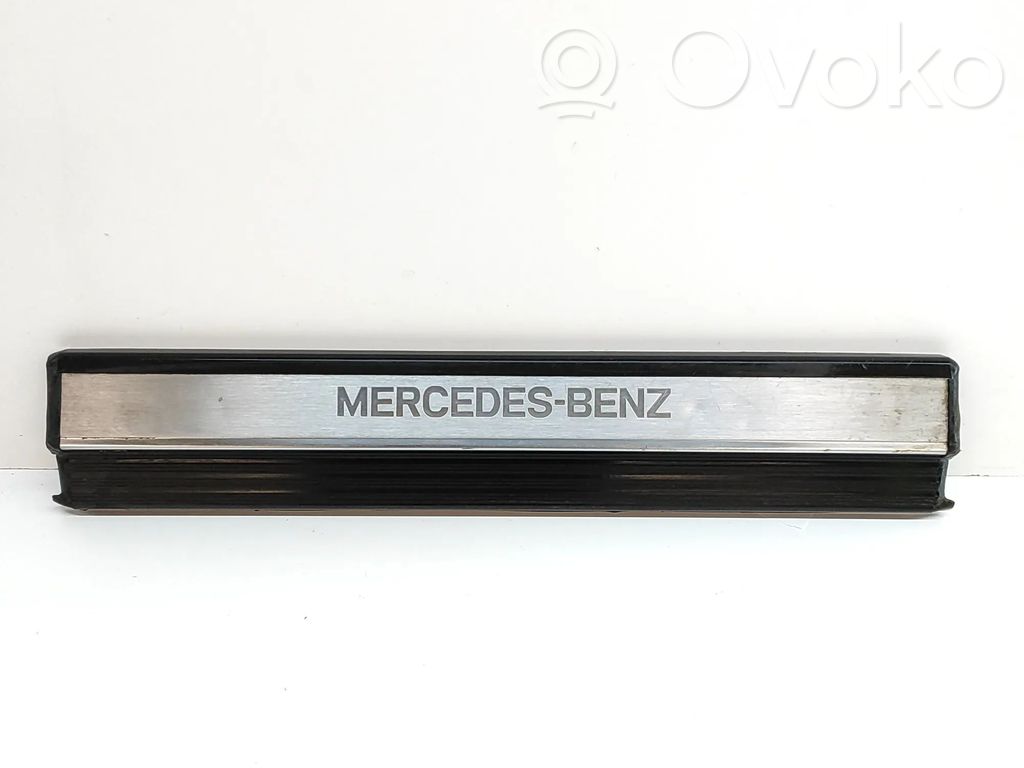 Mercedes-Benz S W140 Capac prag față 