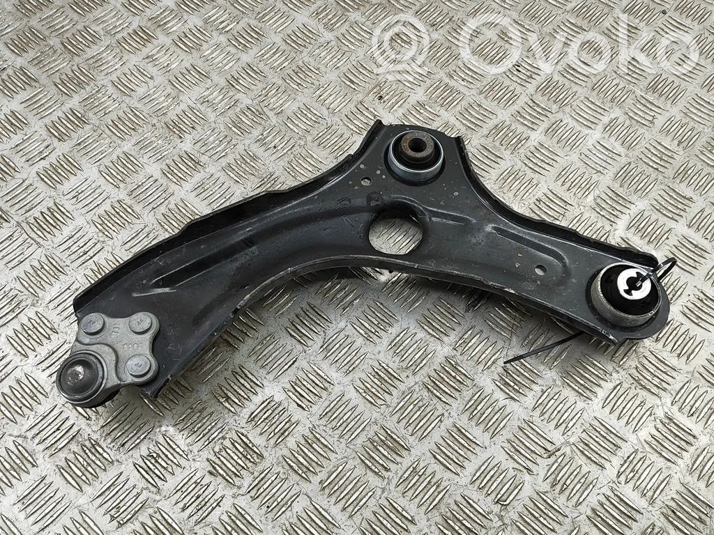 Nissan Juke II F16 Front lower control arm/wishbone 