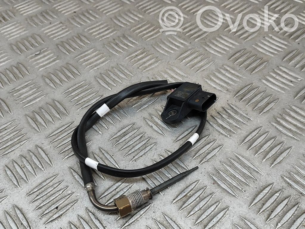 Nissan Juke II F16 Oil temperature sensor 