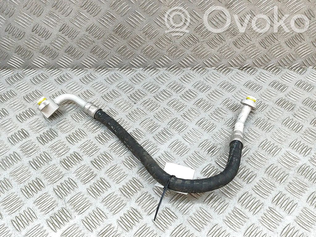 Volvo V60 Ilmastointilaitteen putki (A/C) 