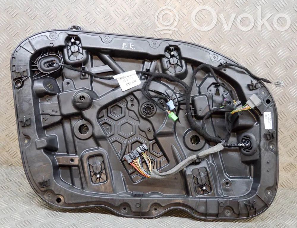 Volvo XC40 Podnośnik szyby drzwi z silniczkiem 