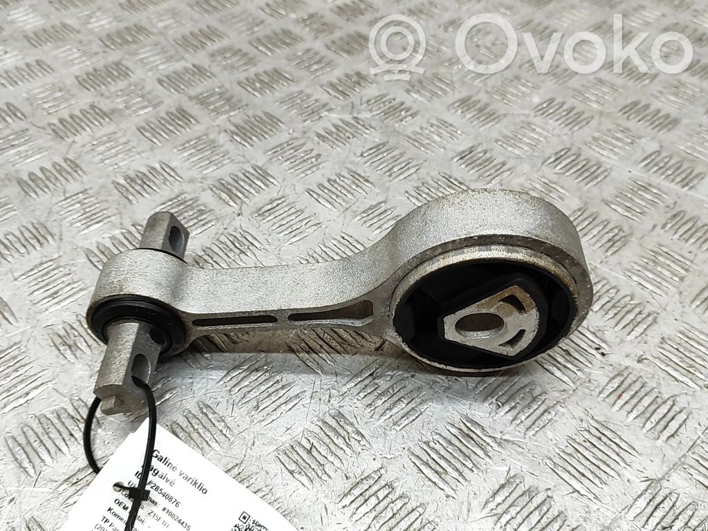 Maserati Ghibli Engine mount bracket 