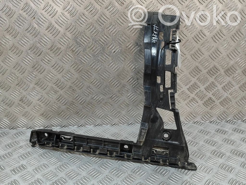 Mercedes-Benz C W205 Staffa di rinforzo montaggio del paraurti posteriore 