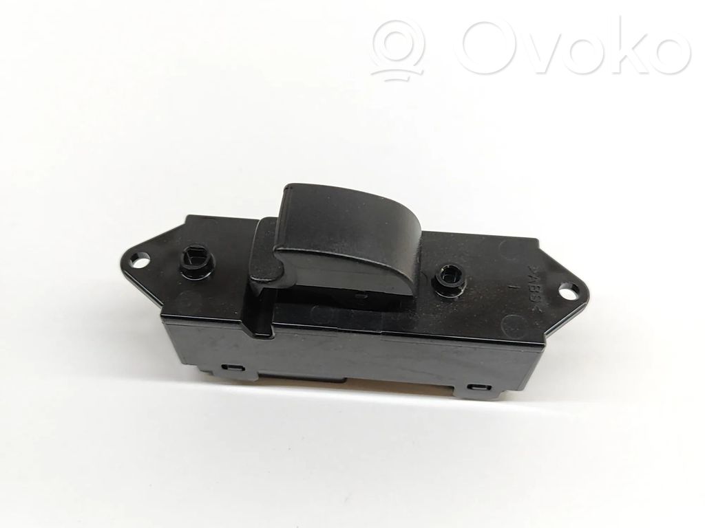 Mitsubishi Lancer Interruptor del elevalunas eléctrico 