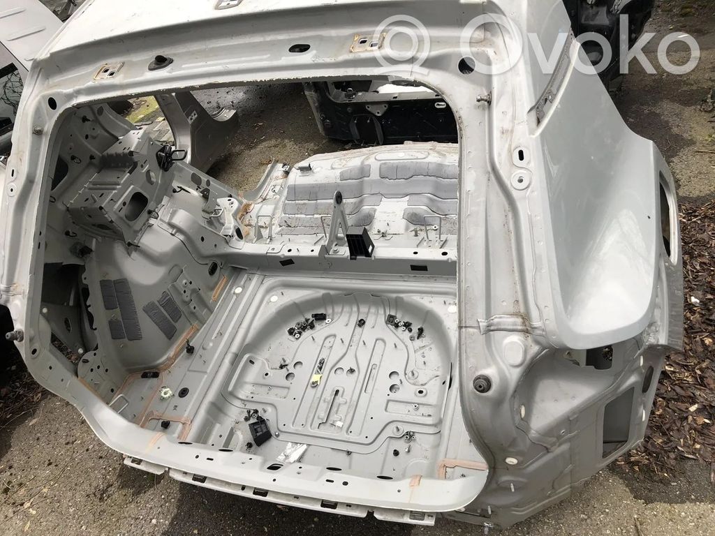 Panel lateral trasero
