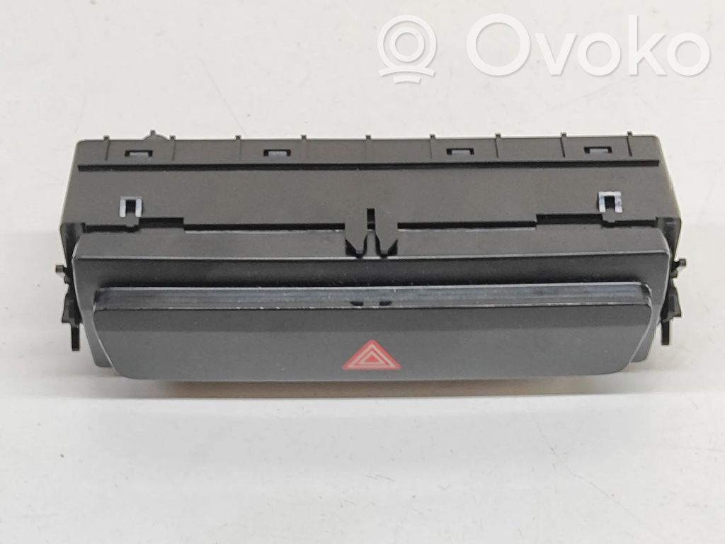 Audi Q4 e-tron Un conjunto de interruptores 
