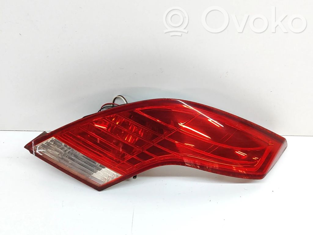 Ford Focus Takaluukun takavalot 