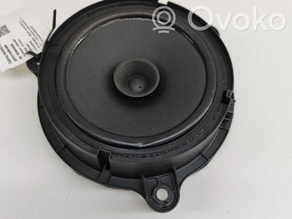 Nissan Qashqai J12 Difuzor ușă spate 