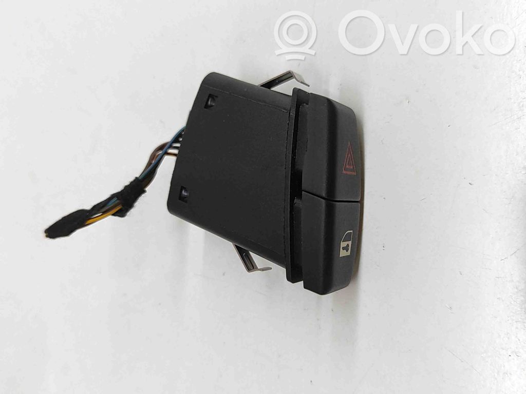 Botón interruptor de luz de peligro   6919506
