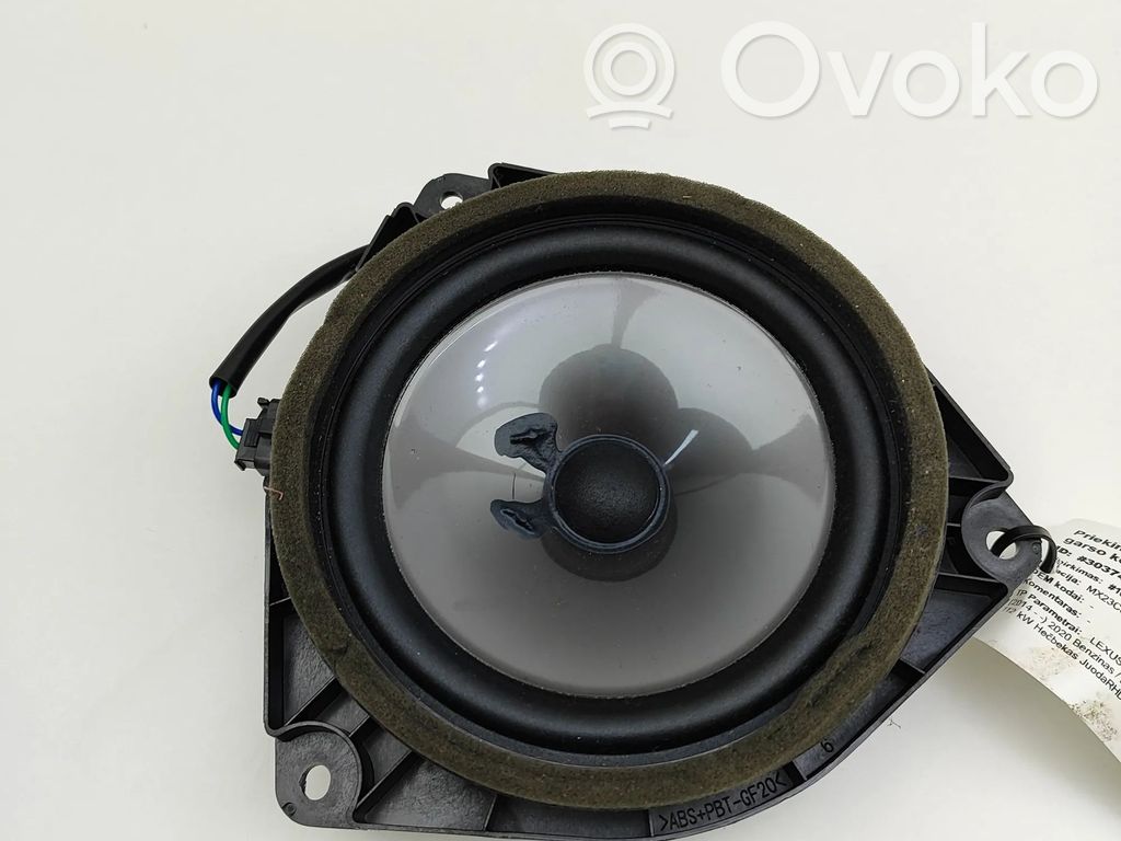 Lexus NX Altavoz de la puerta delantera 