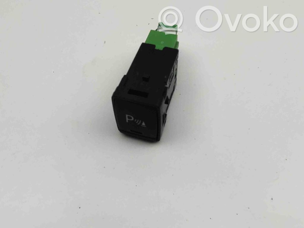 Nissan Navara D23 Interruptor del sensor de aparcamiento (PDC) 