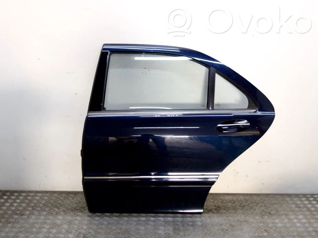 Mercedes-Benz S W220 Puerta trasera