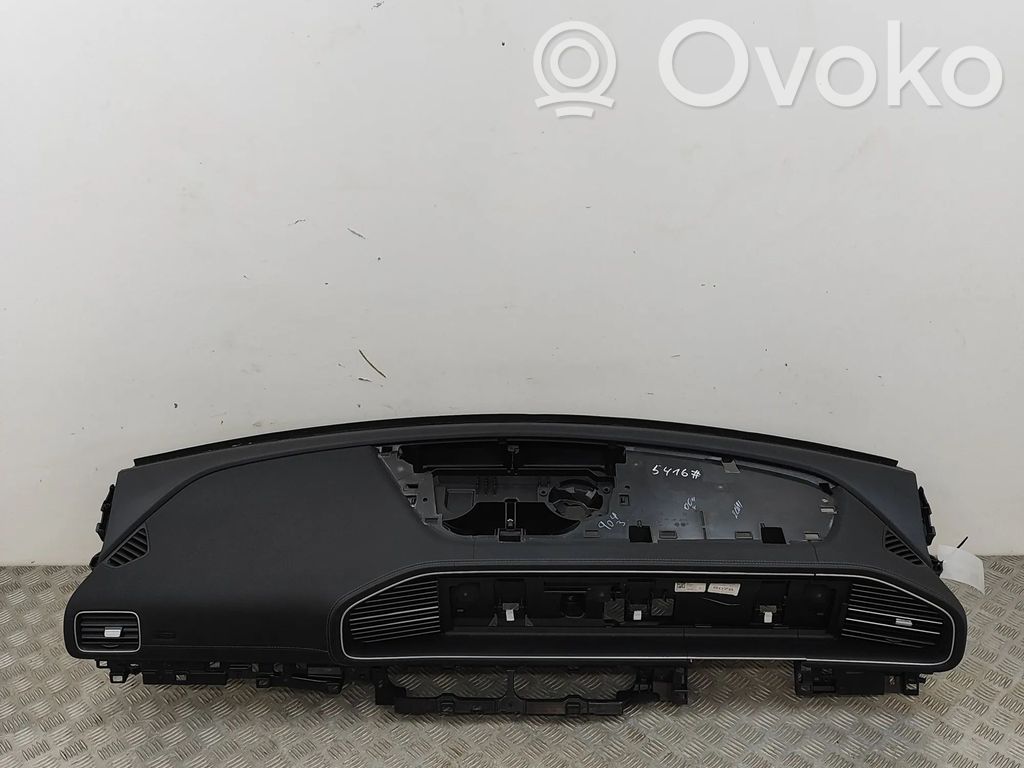 Mercedes-Benz GLE W167 Panel de instrumentos