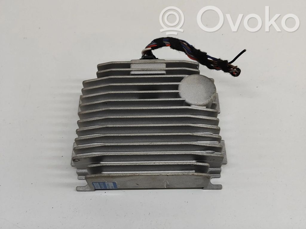 Audi Q8 Sound amplifier 