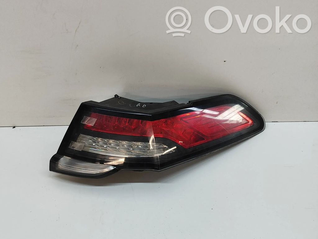 Opel Ampera Aizmugurējais lukturis virsbūvē 