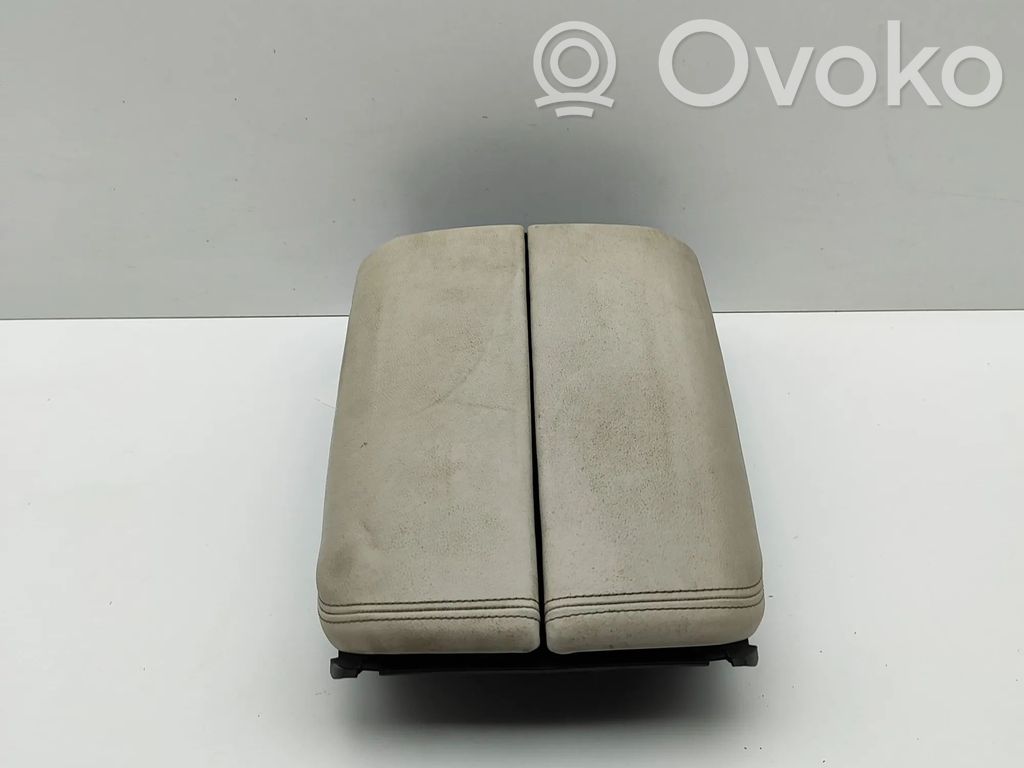BMW X5 G05 Reposabrazos 