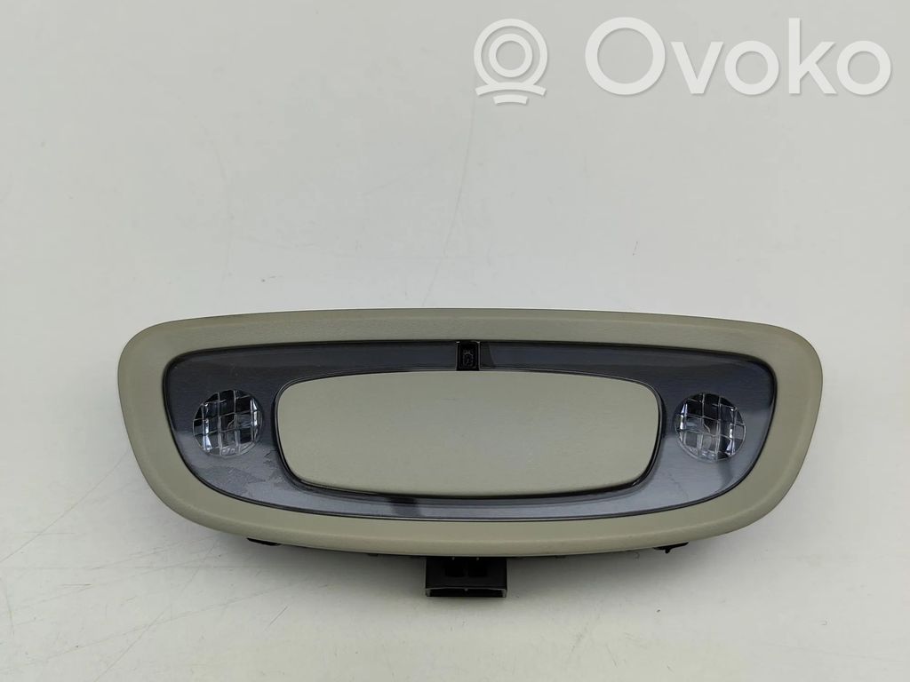 Volvo V60 Etuistuimen valo 
