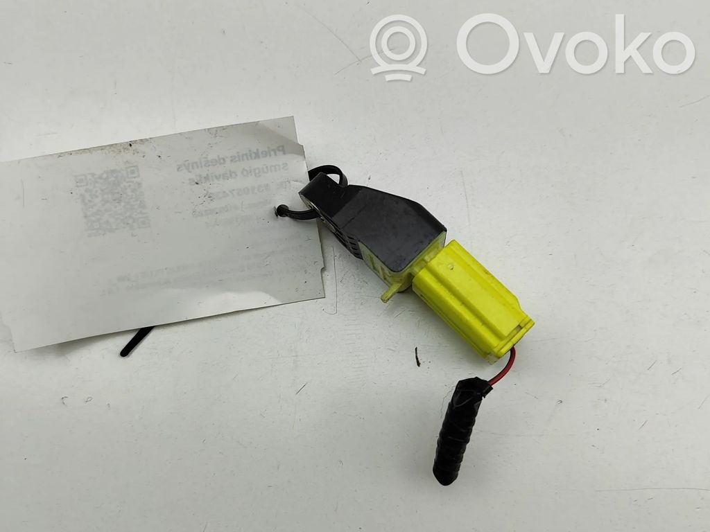 Toyota Prius+ (ZVW40) Czujnik uderzenia Airbag