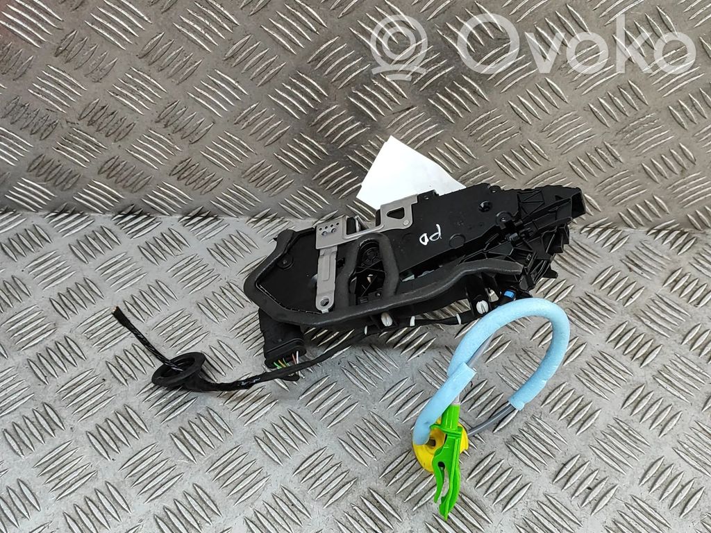 BMW X2 U10 Front door lock 