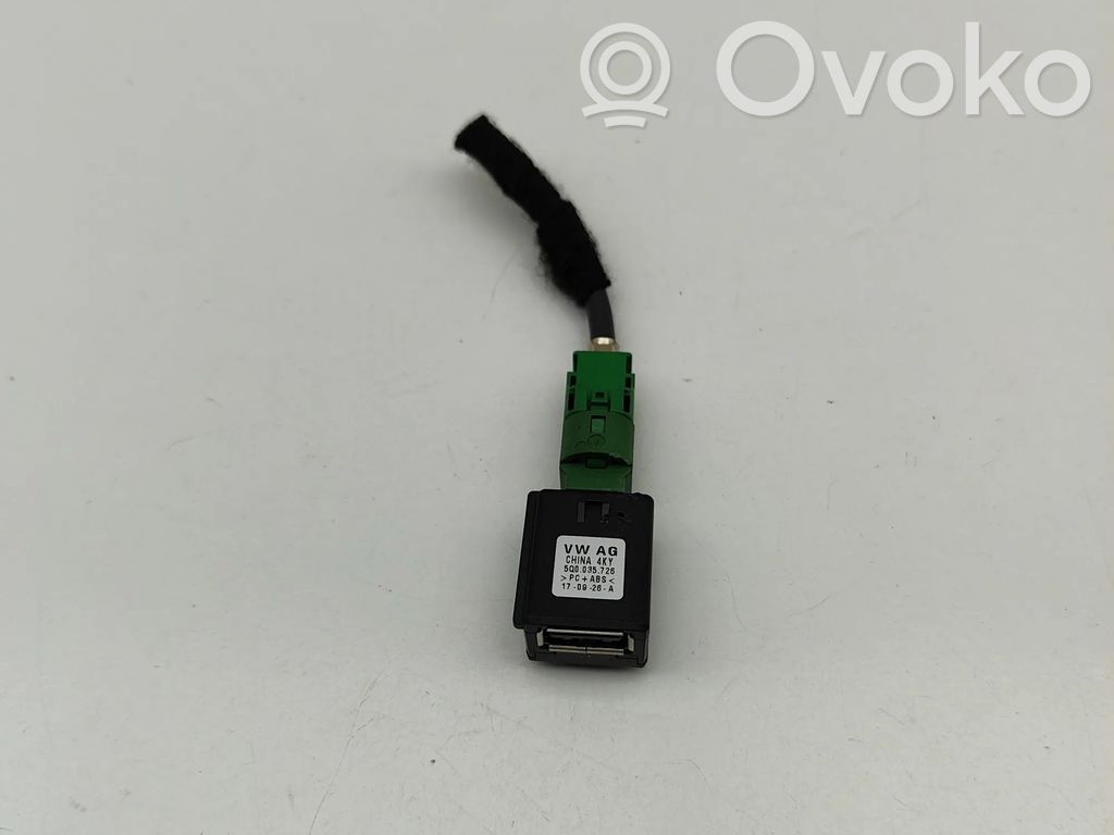 Enchufe conector USB   5Q0035726