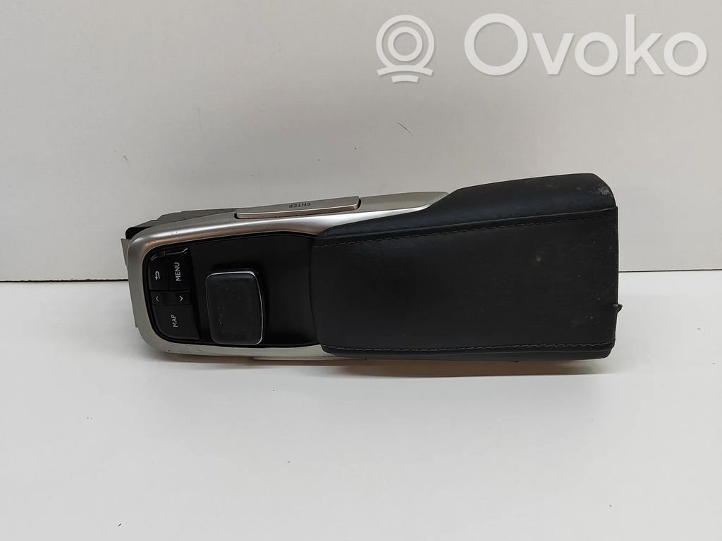 Lexus RX 450H Armrest 