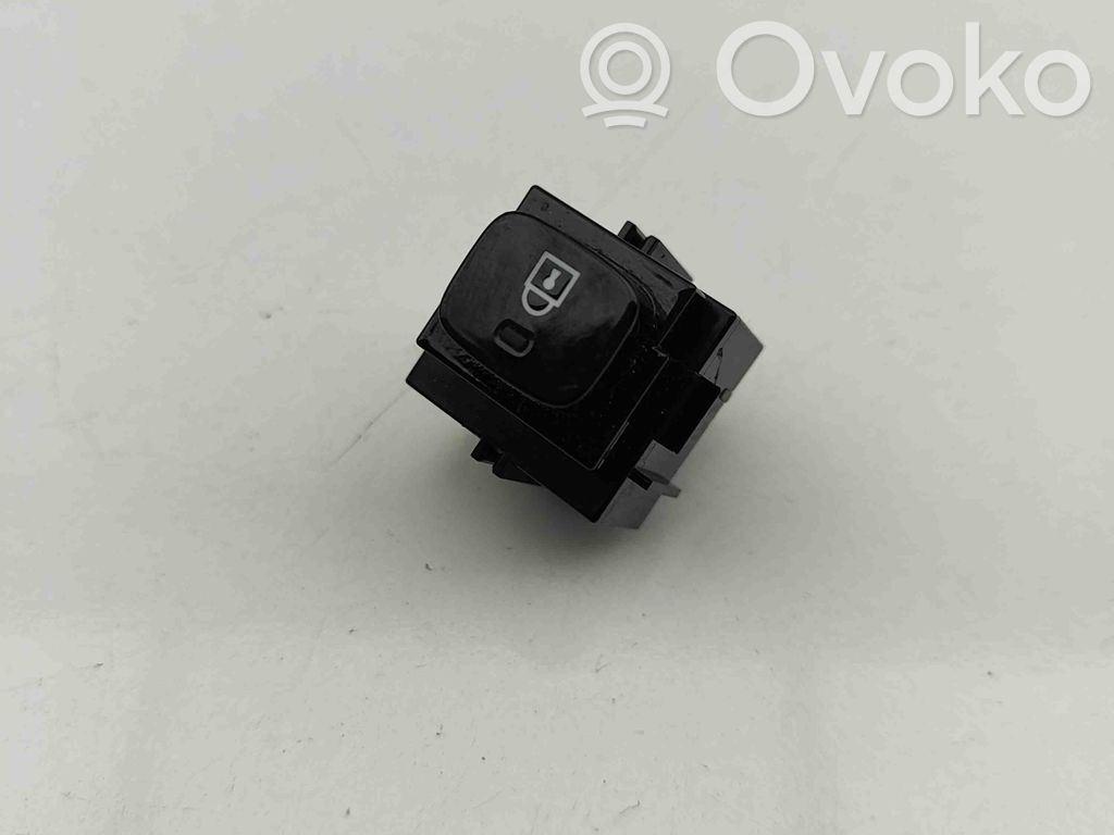Central locking switch button   32279487