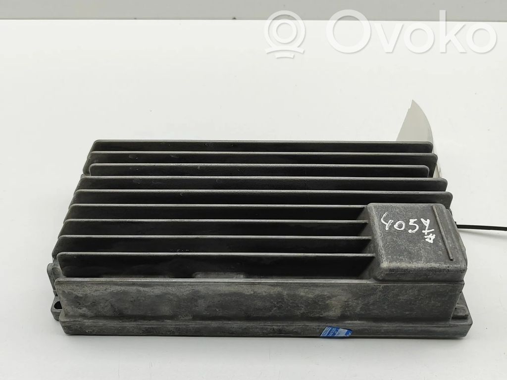 Audi A5 8T 8F Vahvistin 