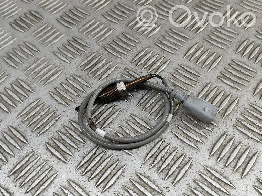Audi A5 Öltemperatur Sensor Fühler Geber 