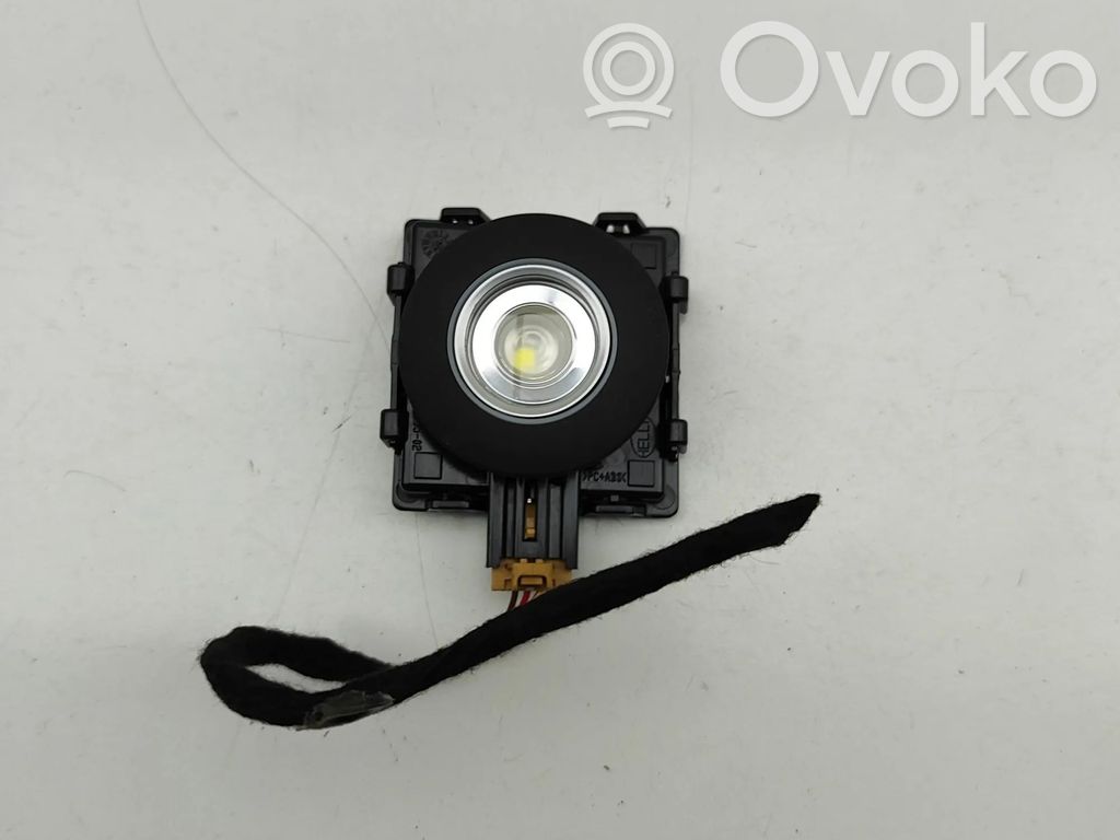 Audi Q7 4M Luz del asiento delantero 