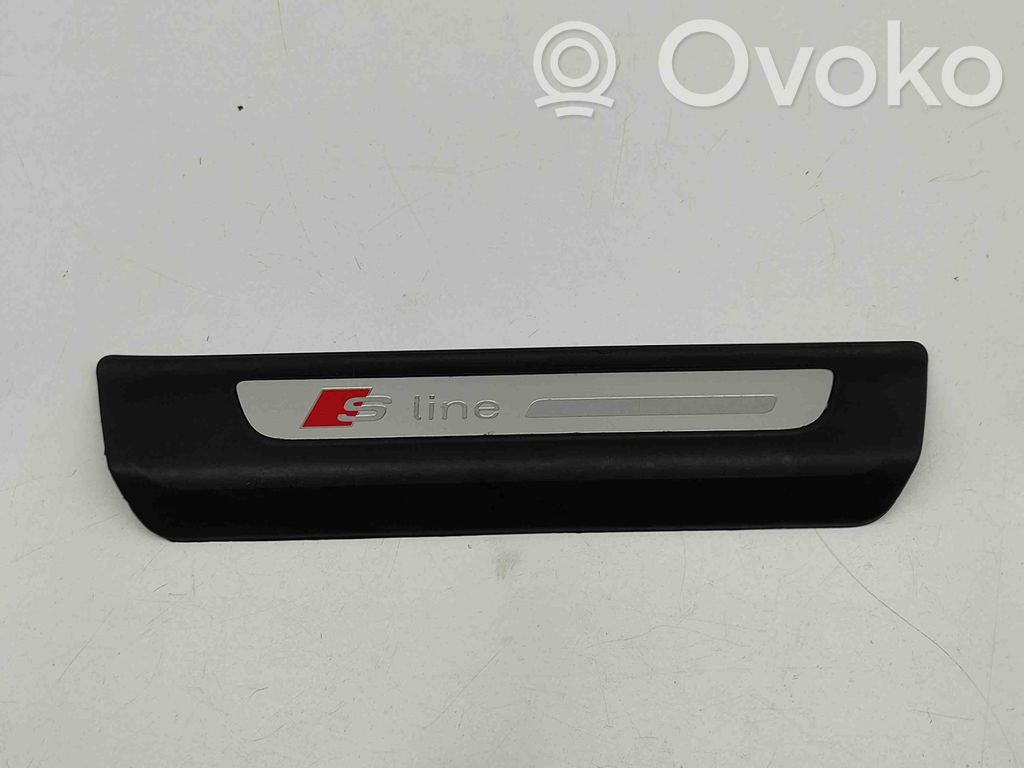 Audi Q7 4M Verkleidung Schweller 