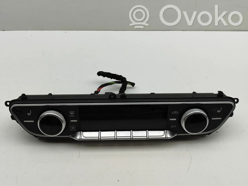 Interruptor de control del ventilador interior   8W0820043BR
