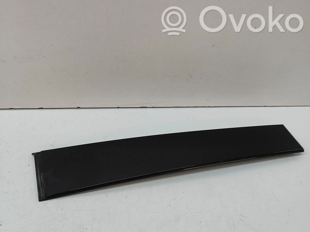 Listwa / Uszczelka szyby drzwi tylnych   822D35MP0A