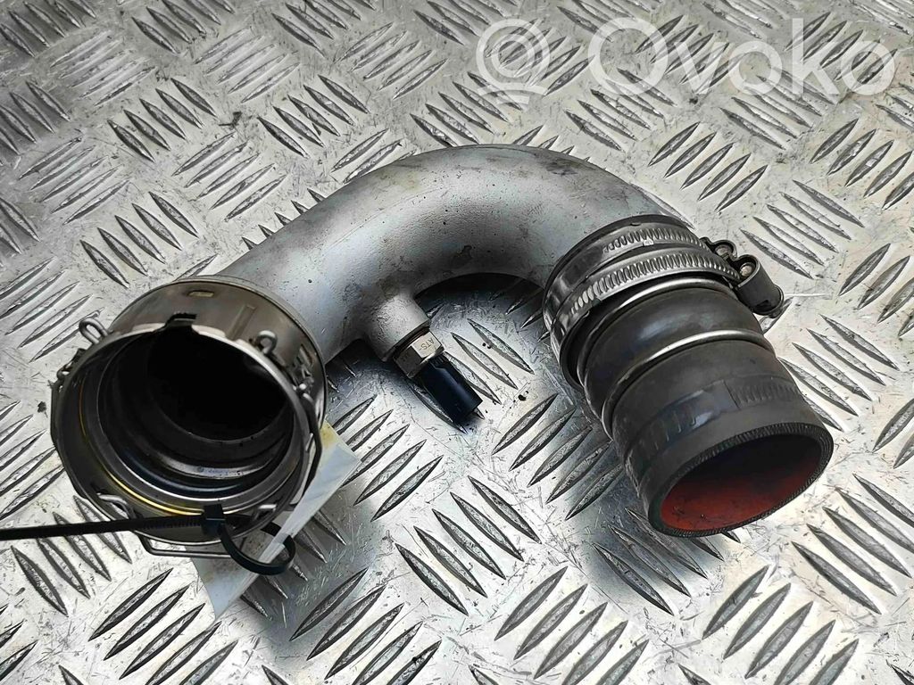 Volvo V60 Furtun/conductă intercooler