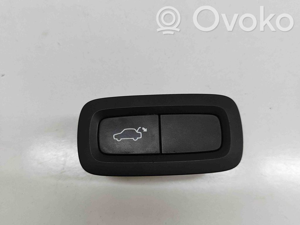 Volvo V60 Botón interruptor de maletero abierto 