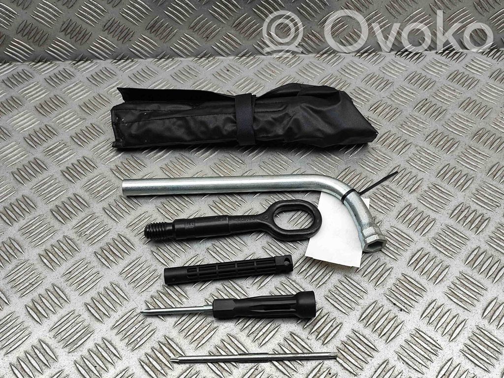 Työkalusarja   8X0012259,8K0805615,8N0012219